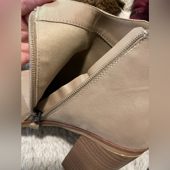 Suede booties - Picture 5 of 5